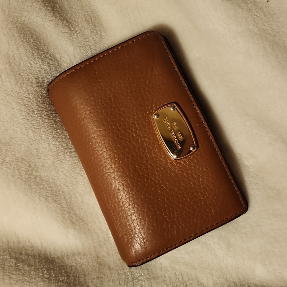 New Michael Kors Wallet